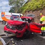 Acidente entre carro e caminhão deixa feridos na BR-381, em Nova Era